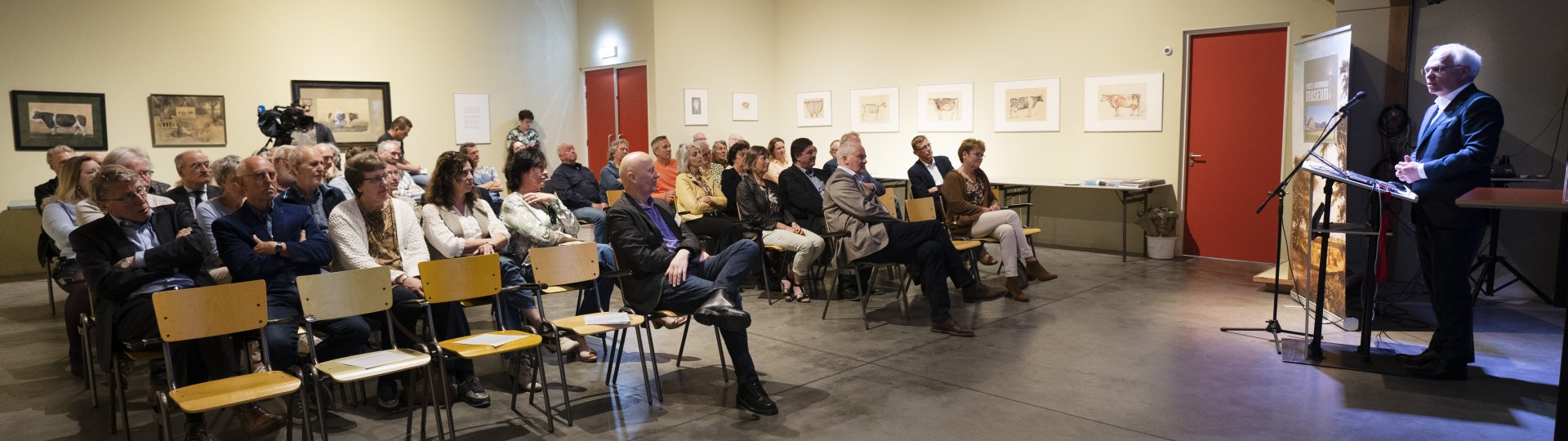 Opening expo Schilders van het Friese land door P. Adema